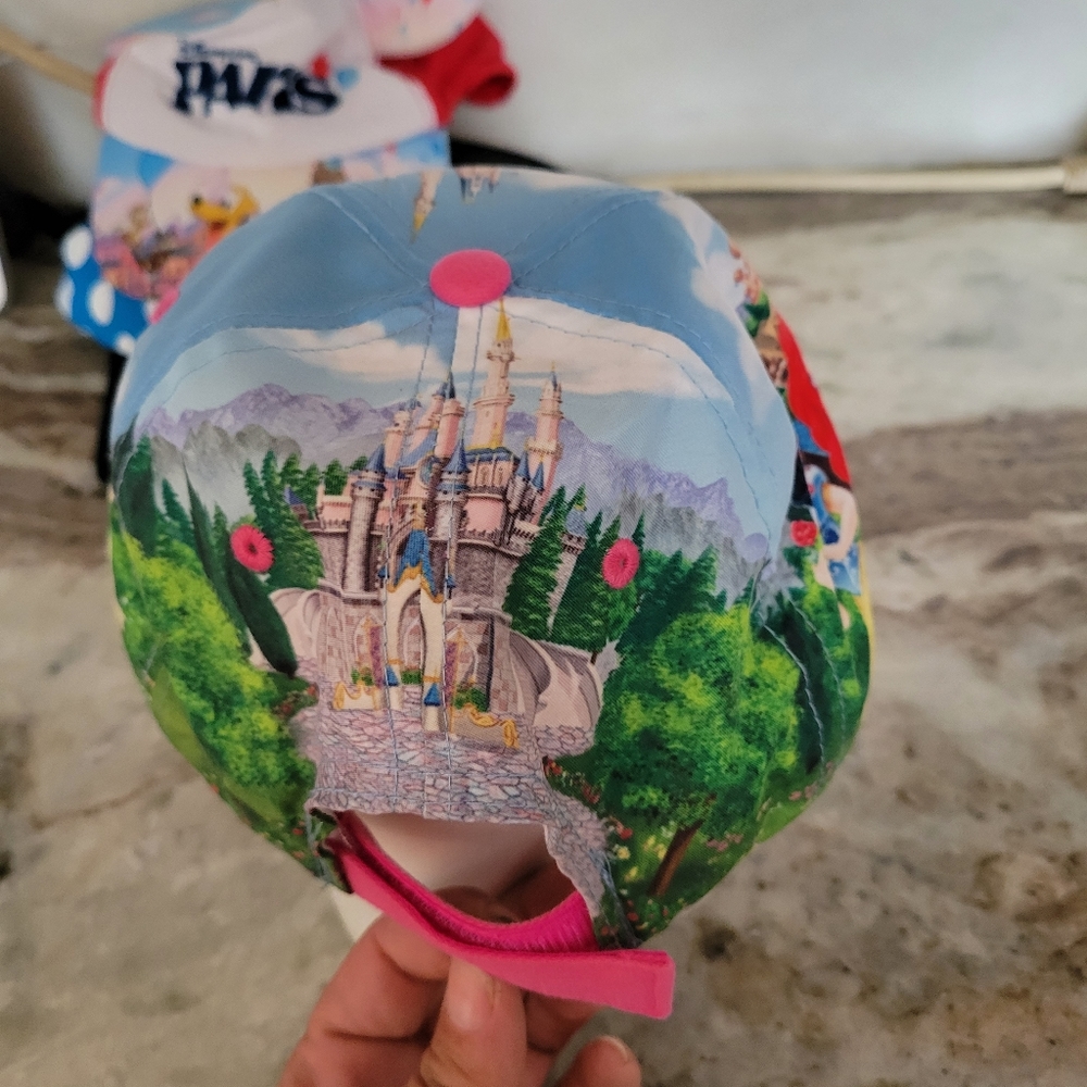 Disney hat - Picture 3 of 3